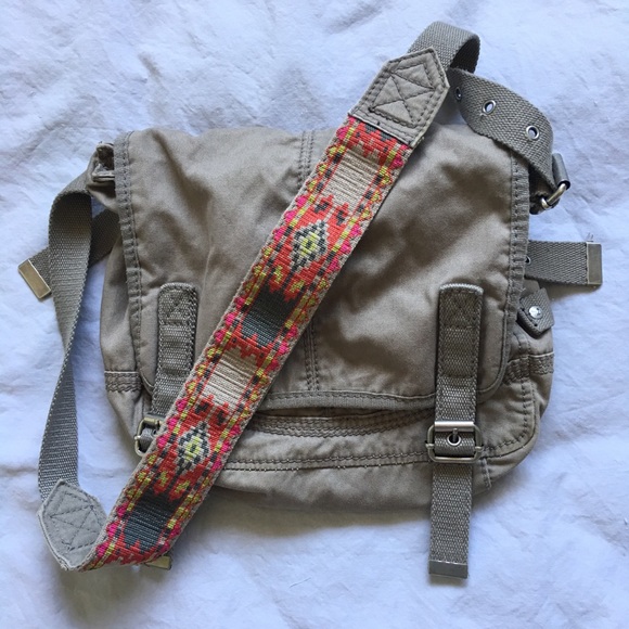 SOLD - American Eagle Purse 🦅 - Picture 5 of 5